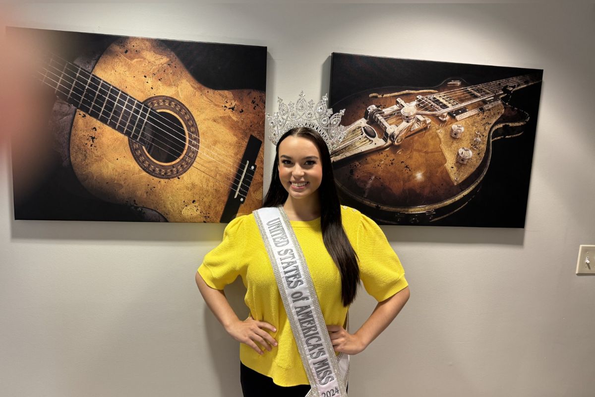 Image shows United States of America Miss 2024 Bella Rose.