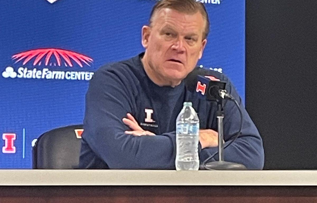 Coach Brad Underwood addresses the media this week.