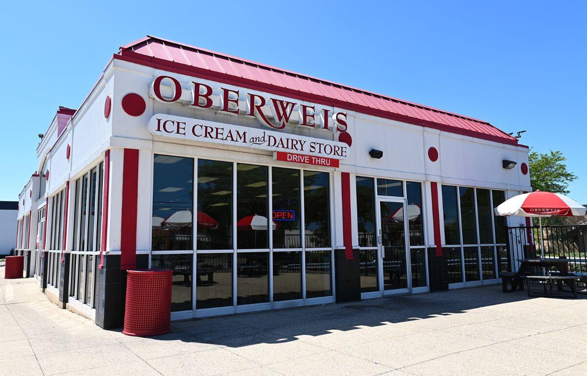 The Neil Street location in Champaign is closing.