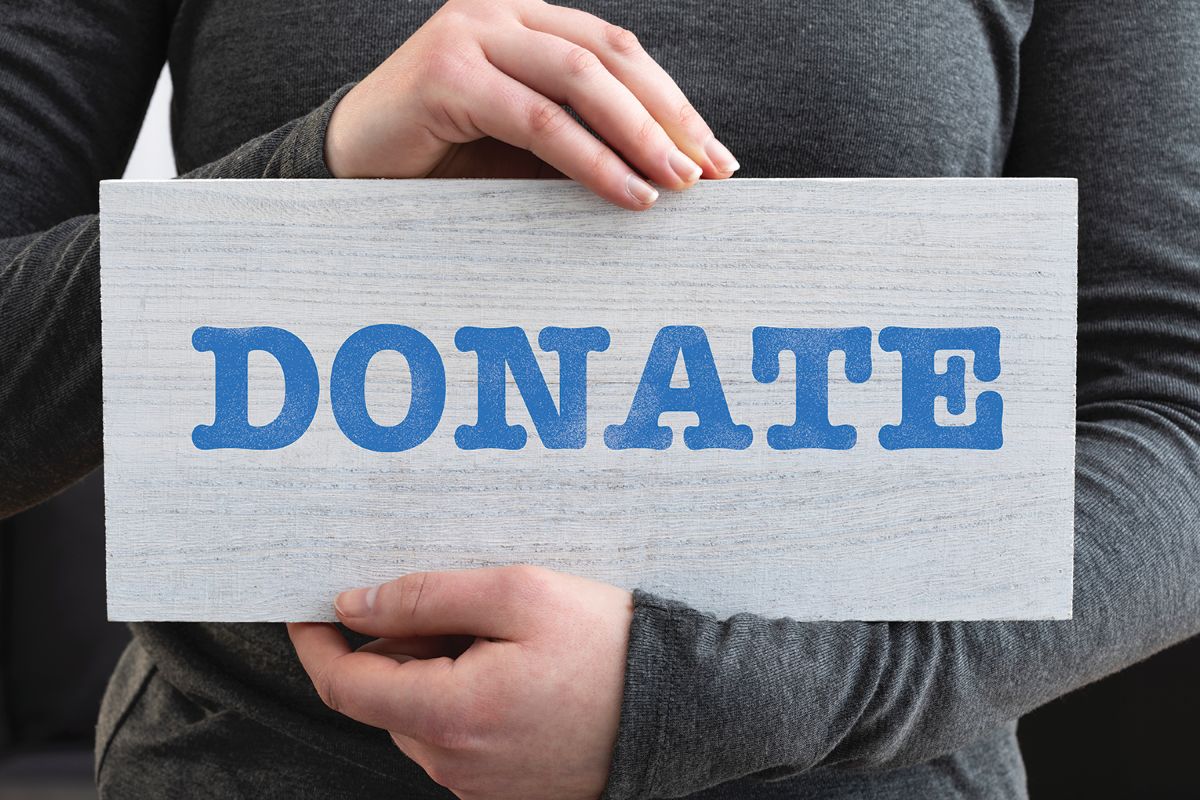 Community Foundation delivers $18K in emergency grants to Mattoon lake water crisis