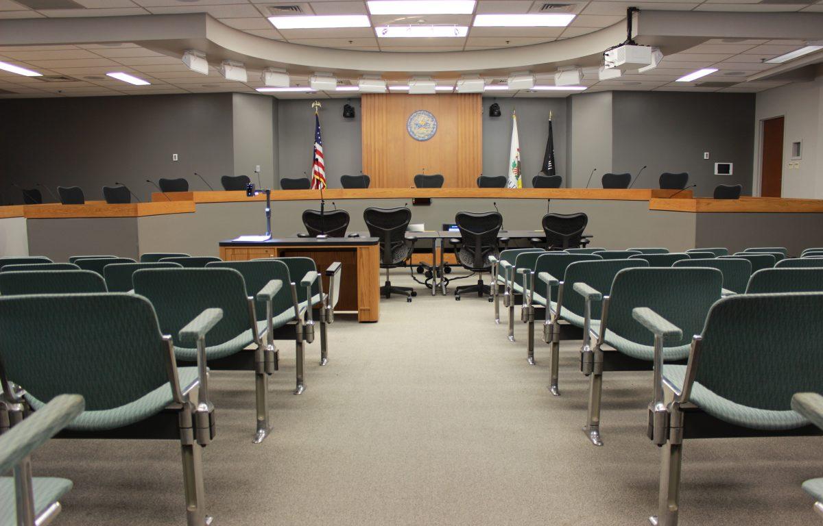 Champaign City Council holds study session.