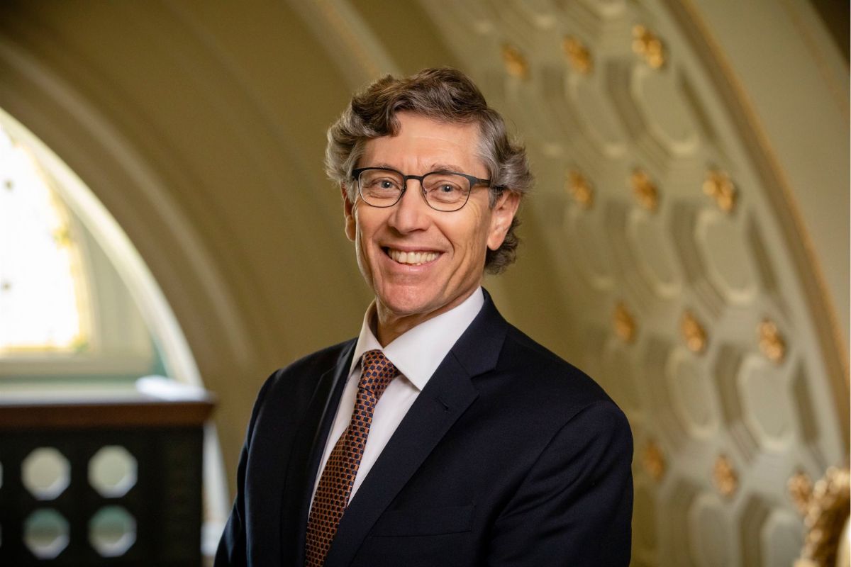 University of Illinois names Gene E. Robinson to lead Discovery Partners Institute