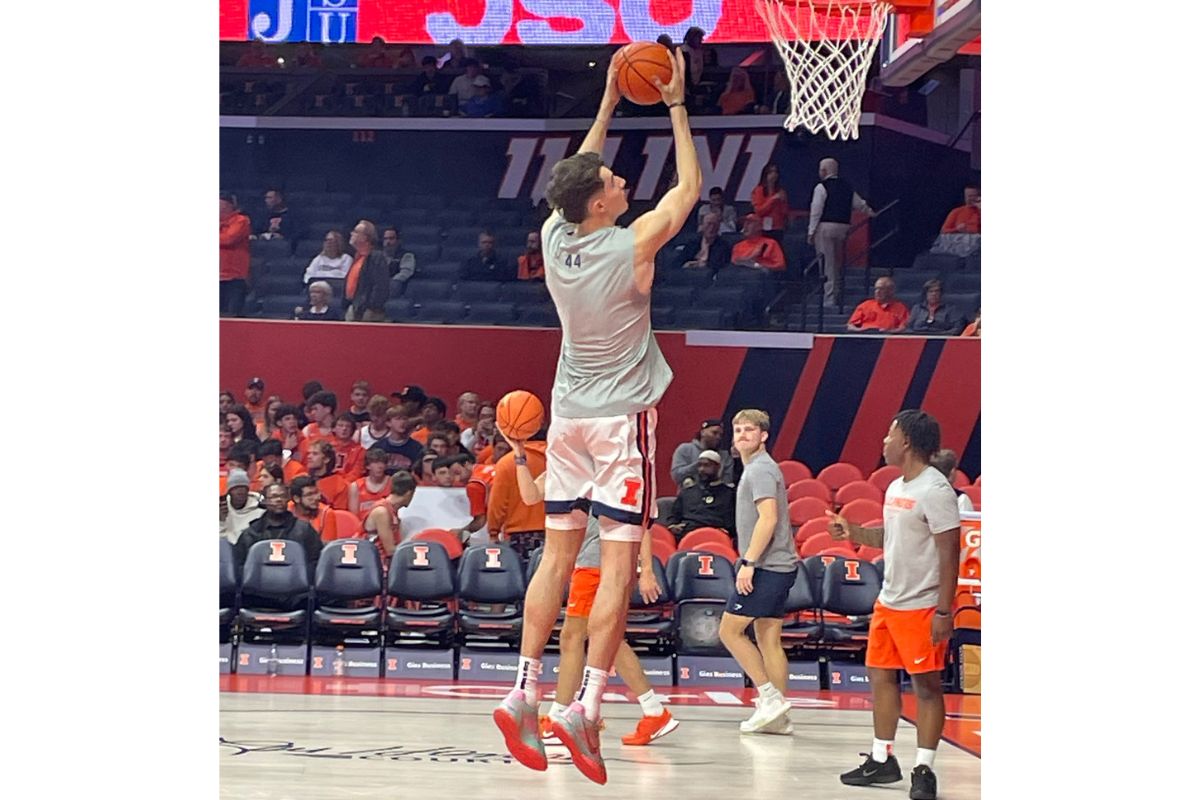 Illinois men’s basketball climbs to No. 5 in AP poll after big road wins