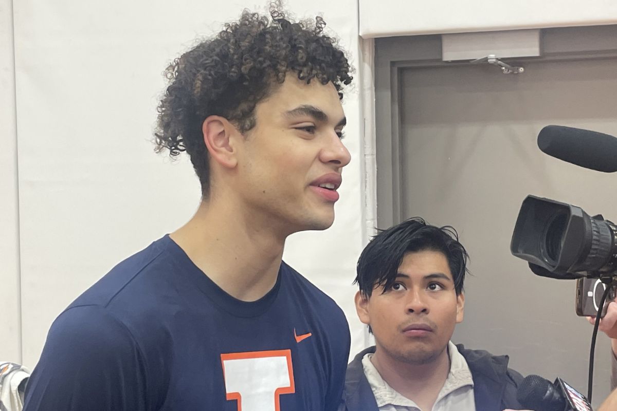 Wagler makes history as first Freshman Consensus All-American at Illinois